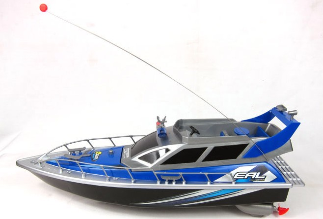 Blue Plastic & Metal With Red & Blue Indicator Radio Control Boats & Ships