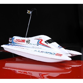 Children's Model Toys Remote Control Boats With Propellers 1:25 Remote Control Speedboat